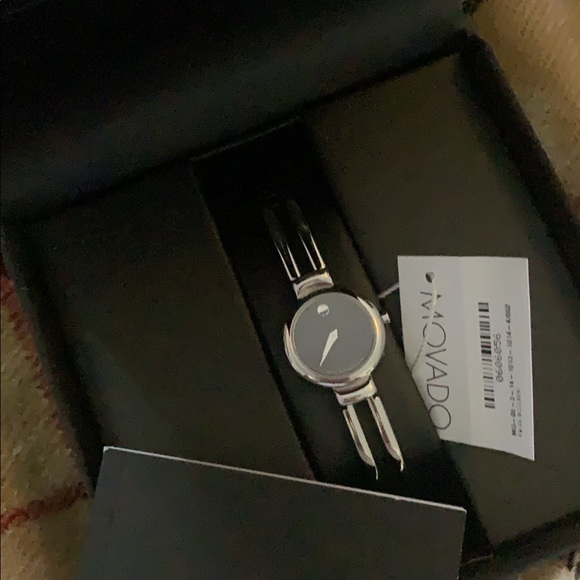 Watch - Picture 3 of 3